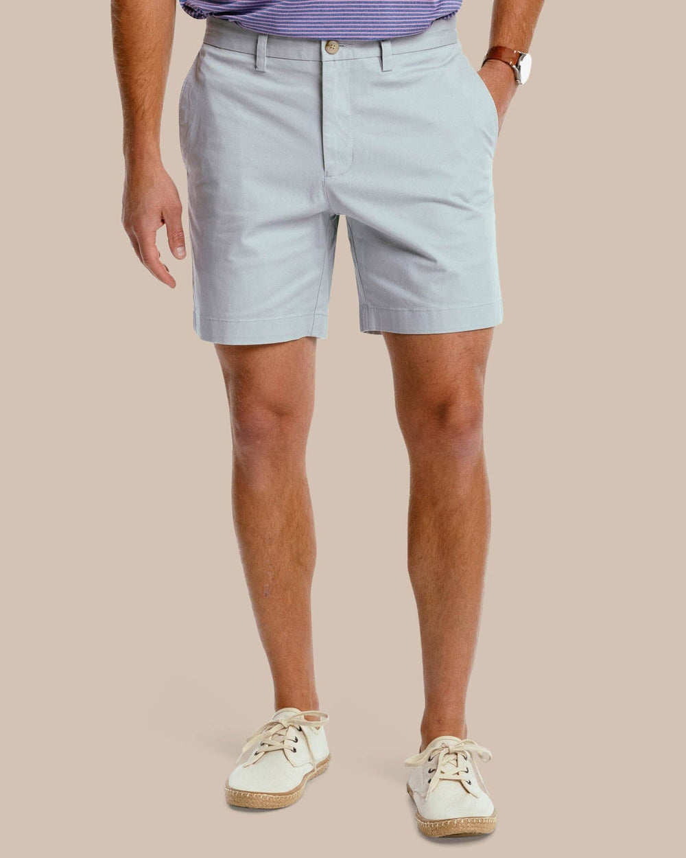 The front view of the Men's New Channel Marker 9 Inch Short by Southern Tide - Seagull Grey