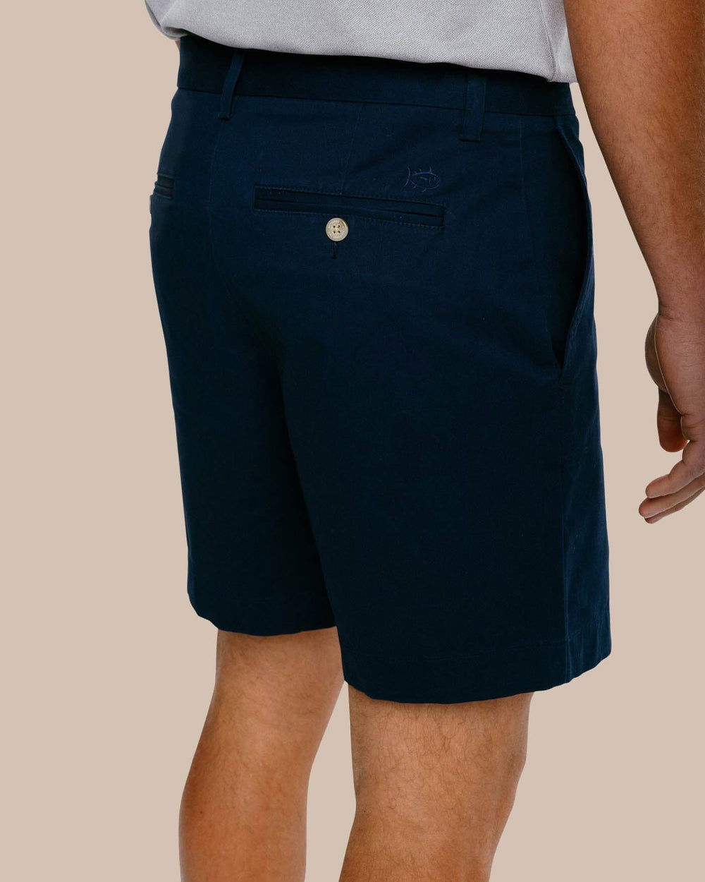The pocket view of the Men's New Channel Marker 9 Inch Short by Southern Tide - True Navy