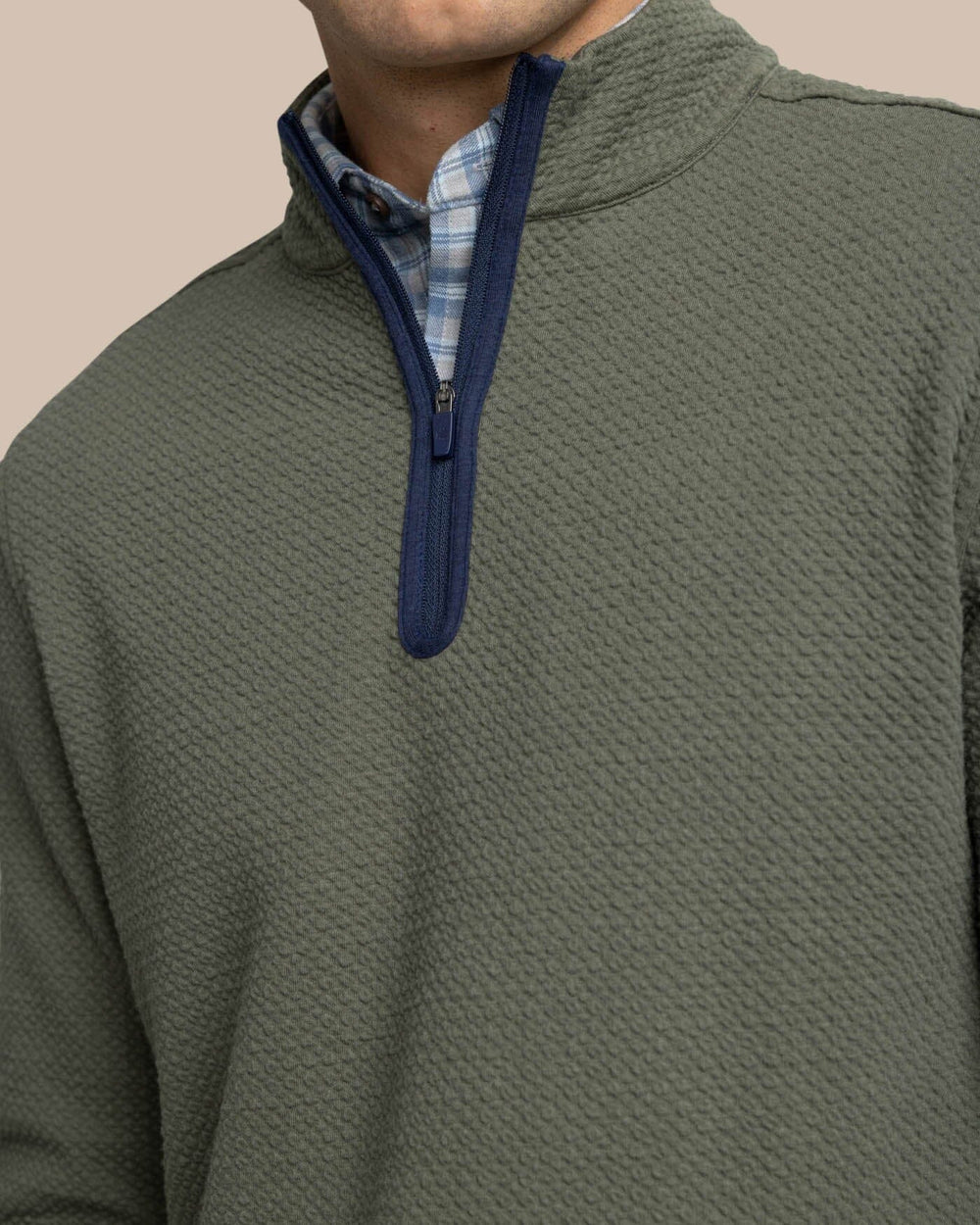 Heather Outbound Quarter Zip M_Pullover Southern Tide 