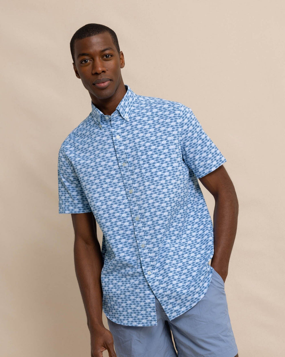 The front view of the Southern Tide Intercoastal Heather Skipping Jacks Short Sleeve Sport Shirt by Southern Tide - Heather Clearwater Blue