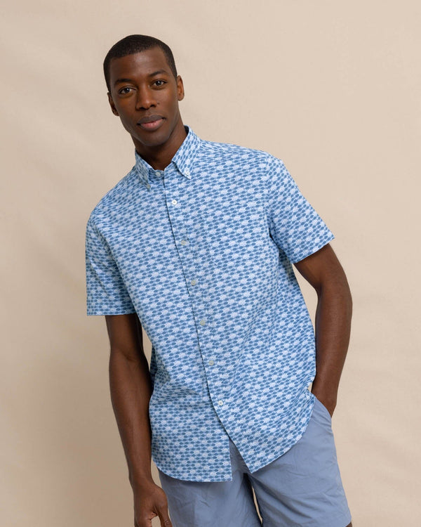 The front view of the Southern Tide Intercoastal Heather Skipping Jacks Short Sleeve Sport Shirt by Southern Tide - Heather Clearwater Blue