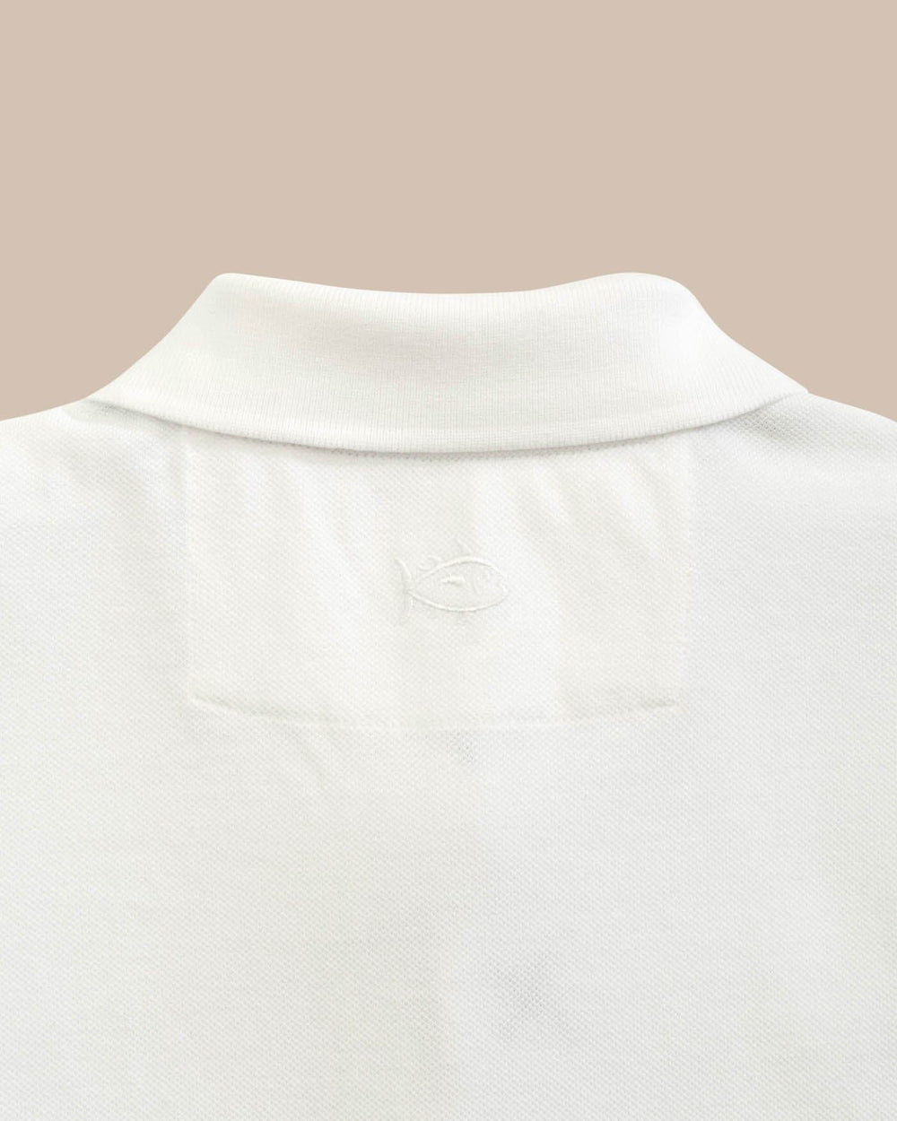The yoke view of the Arkansas Razorbacks Skipjack Polo by Southern Tide - Classic White