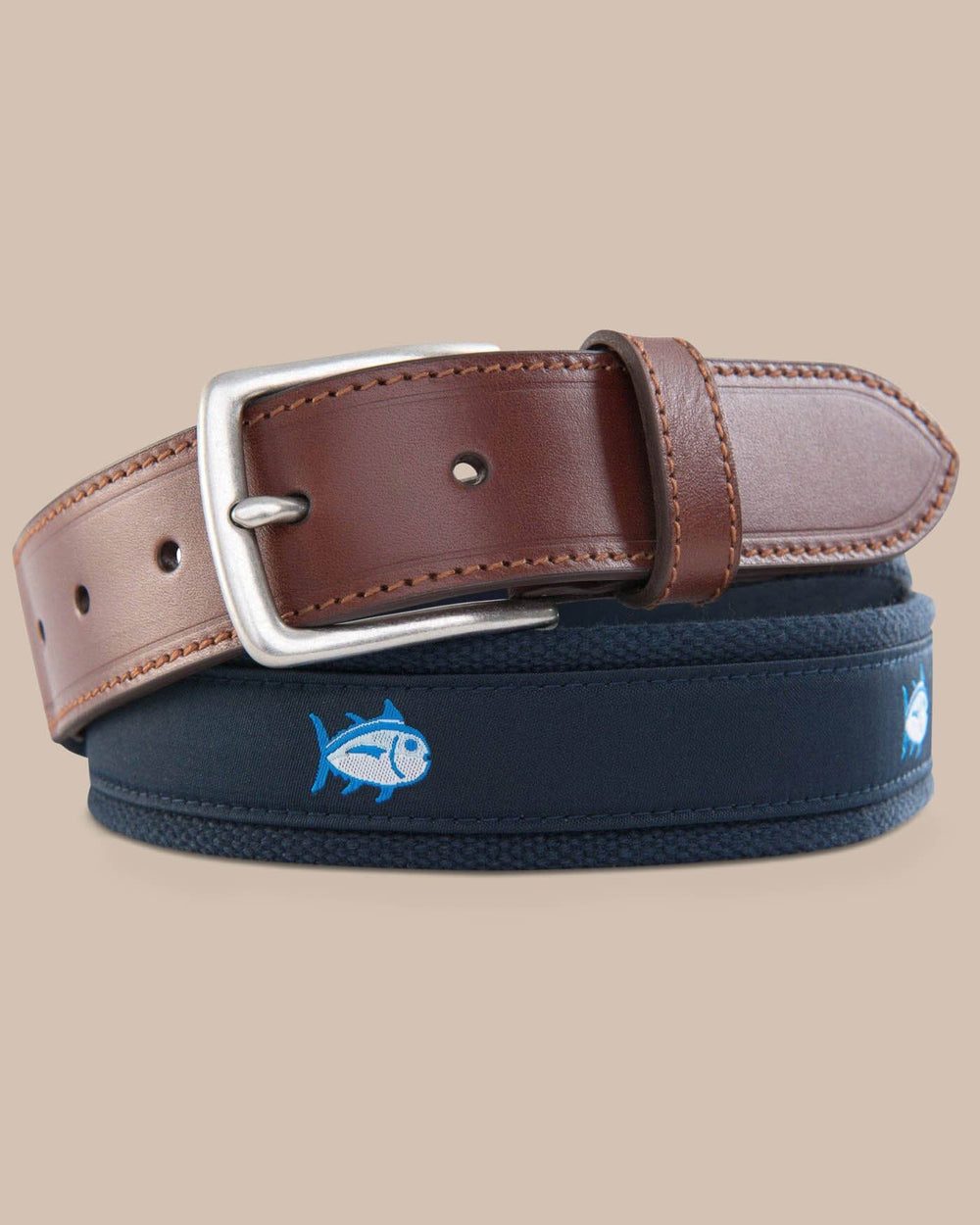 The detail of the Men's Navy Skipjack Ribbon Belt by Southern Tide - True Navy